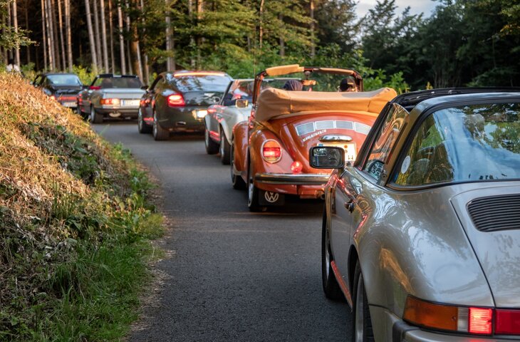 Oldtimer Tour durch das sommerliche Sauerland.